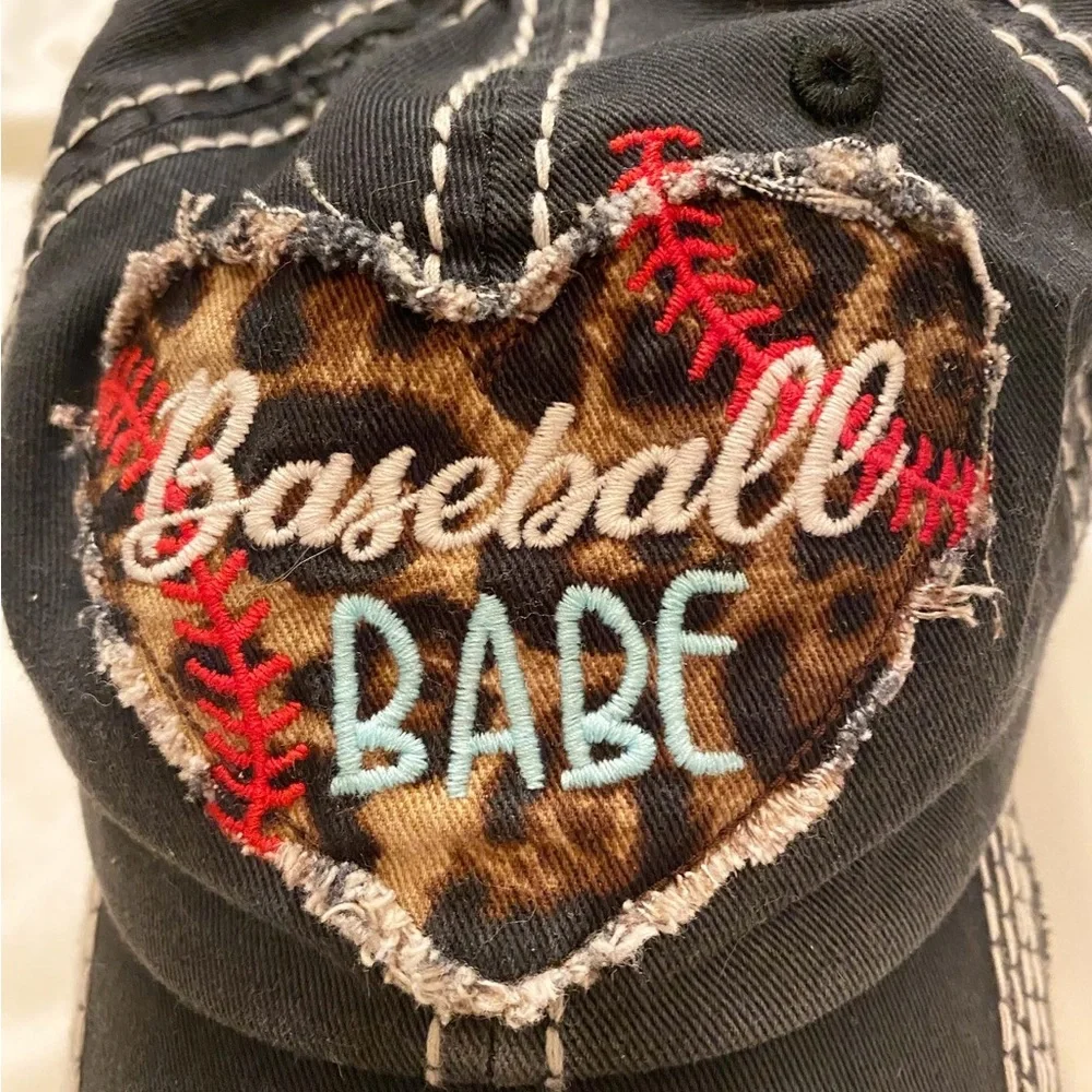 Baseball Cap - Picture 1 of 2